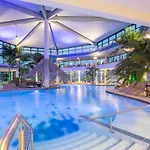 Siebenquell Gesundzeitresort מלון Weißenstadt